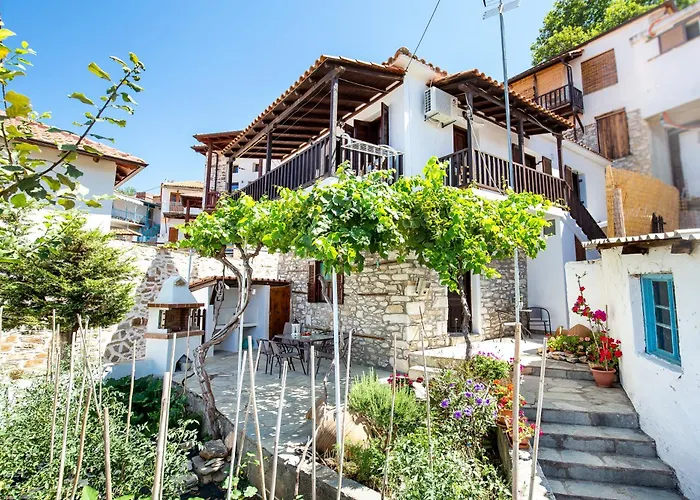 Cozy Traditional House In Thassos, Kallirachi 度假居 *